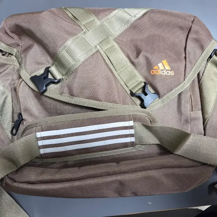 [BUNJANG] Adidas Crossbody Shoulder Bag / 아디다스 크로스백 숄더백
