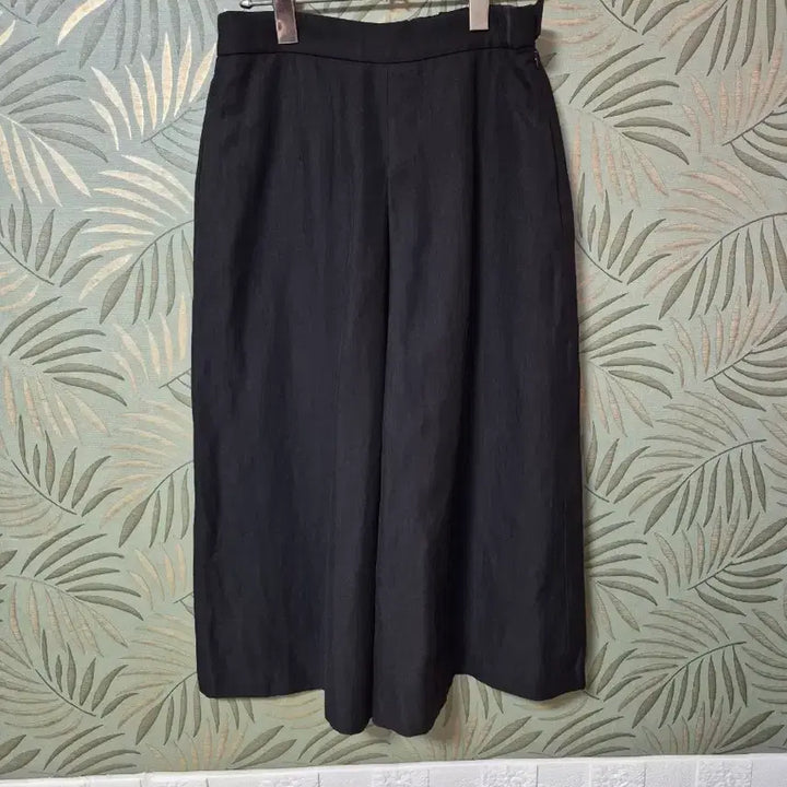[BUNJANG] Sisley Black Wide Culotte Pants / 시슬리블랙 와이드 큐롯 팬츠