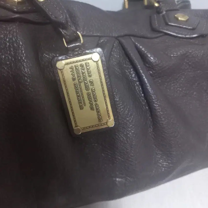 [SOLD OUT] 마크제이콥스 클레이큐. 토트백 겸 숄더백. 딥브라운