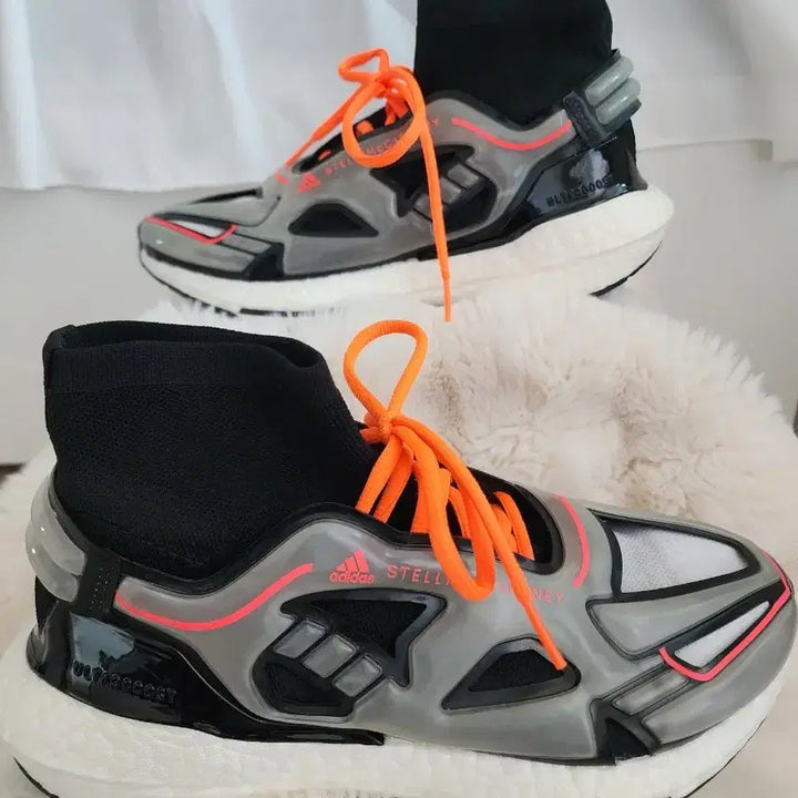 [BUNJANG] Adidas Stella McCartney Ultraboost Sneakers / 아디다스 스텔라 맥카트니 울트라부스트 스니커즈