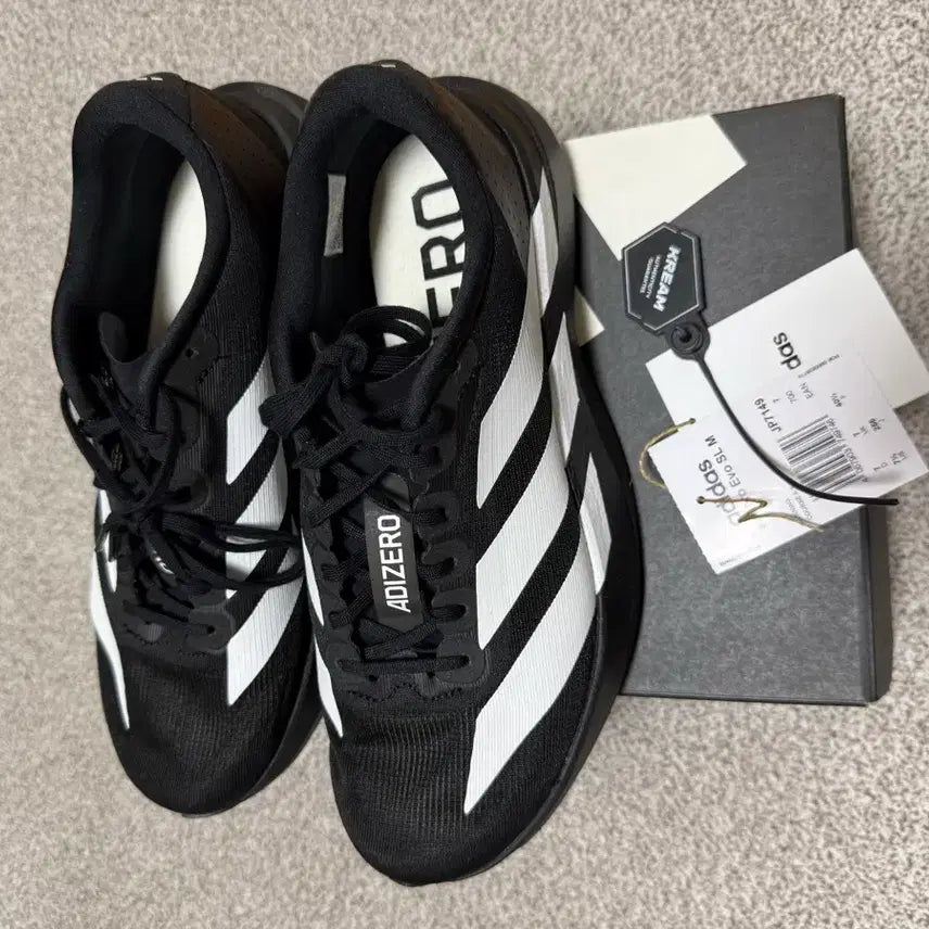 [SOLD OUT] 아디다스 Adizero Evo SL M 런닝화 255