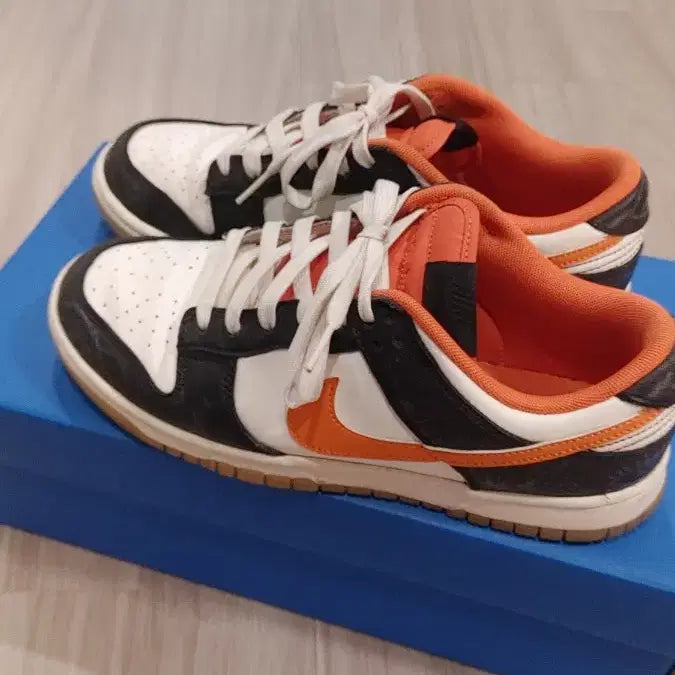 [SOLD OUT] 나이키 할로윈 덩크 260