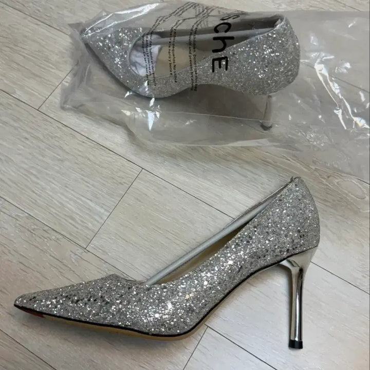[BUNJANG] LeMonShow Glitter Wedding Shoes Vanilla 230 / 르몽쉐 글리터 웨딩슈즈 바닐라 230 (정사이즈 235)