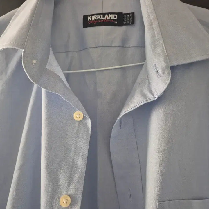[BUNJANG] Kirkland Sky Blue Button-Down Shirt / 커클랜드 하늘색 남방 셔츠