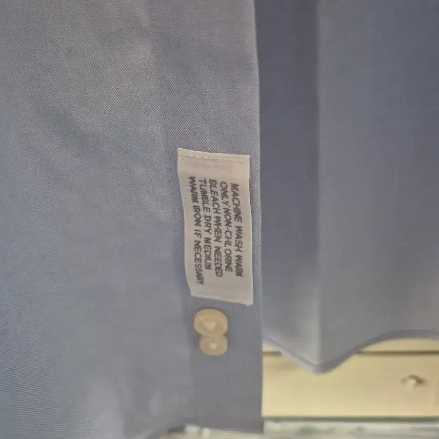 [BUNJANG] Kirkland Sky Blue Button-Down Shirt / 커클랜드 하늘색 남방 셔츠