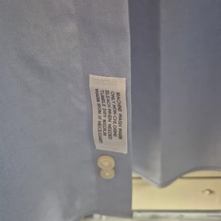 [BUNJANG] Kirkland Sky Blue Button-Down Shirt / 커클랜드 하늘색 남방 셔츠