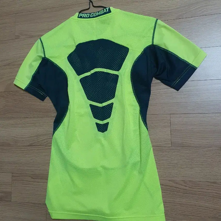 [BUNJANG] Nike Pro Combat 95 Early Model Top / 나이키 프로 컴벳 95(M), 초창기 모델