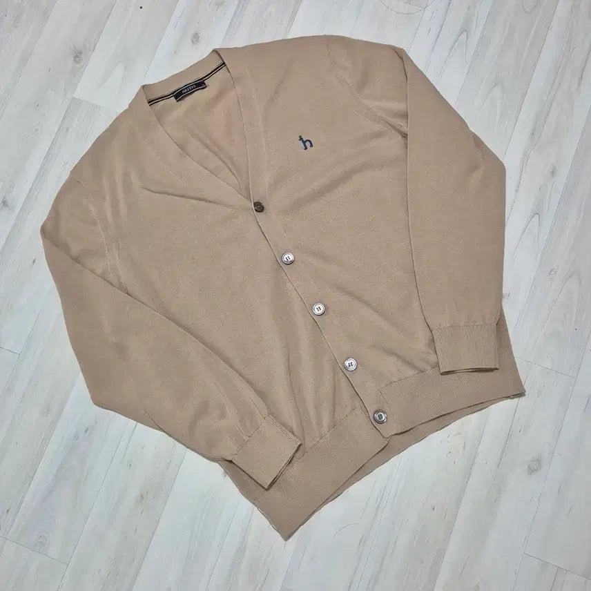 [BUNJANG] Hazzys Cotton V-Neck Beige Cardigan / 헤지스 강연 코튼 브이넥 베이지색 가디건