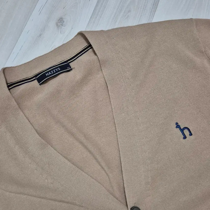 [BUNJANG] Hazzys Cotton V-Neck Beige Cardigan / 헤지스 강연 코튼 브이넥 베이지색 가디건