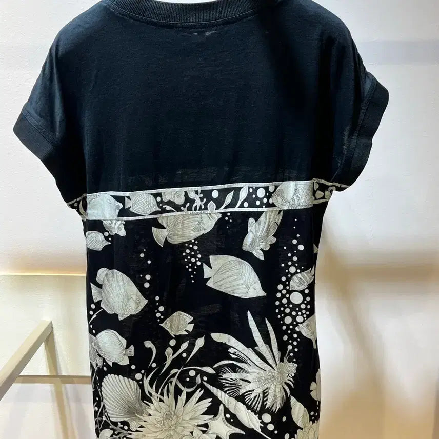 [SOLD OUT] 레오나드 탑