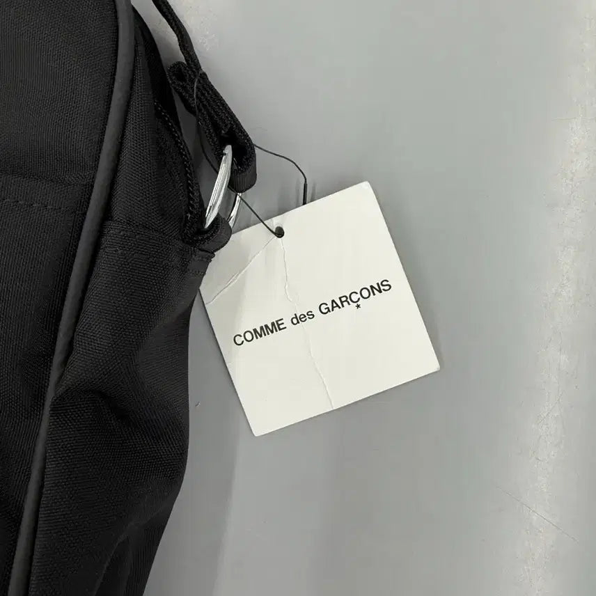 [BUNJANG] CDG Comme des Garcons Logo Shoulder Bag Black / [정품/택포함] CDG 꼼데가르송 로고 숄더백 블랙