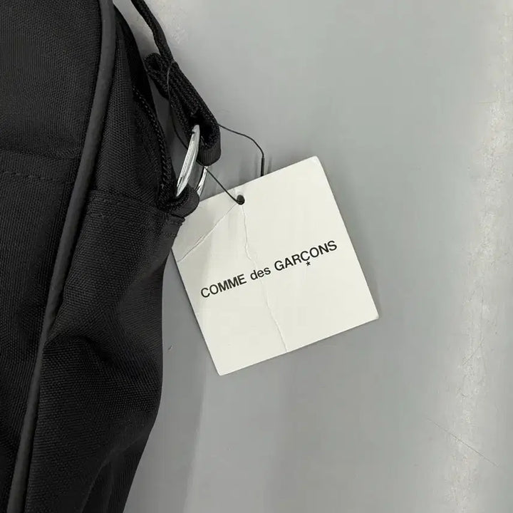[BUNJANG] CDG Comme des Garcons Logo Shoulder Bag Black / [정품/택포함] CDG 꼼데가르송 로고 숄더백 블랙