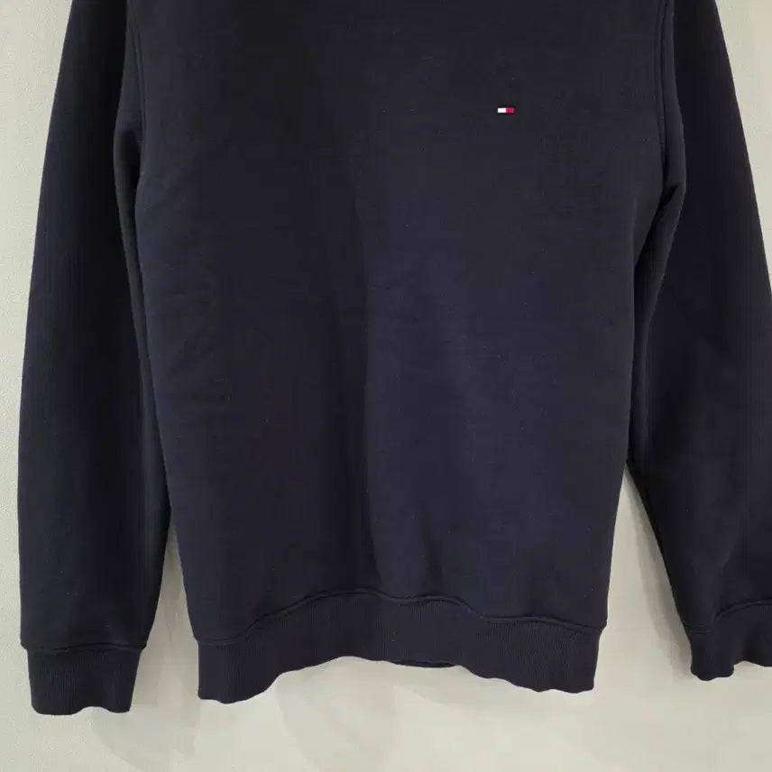 [BUNJANG] Tommy Hilfiger Navy Sweatshirt XS / 타미힐피거 네이비 맨투맨 티셔츠 XS