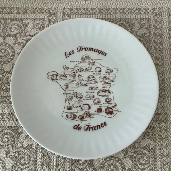 [BUNJANG] Vintage Les Fromages de France Ceramic Plate / 유럽 빈티지 접시