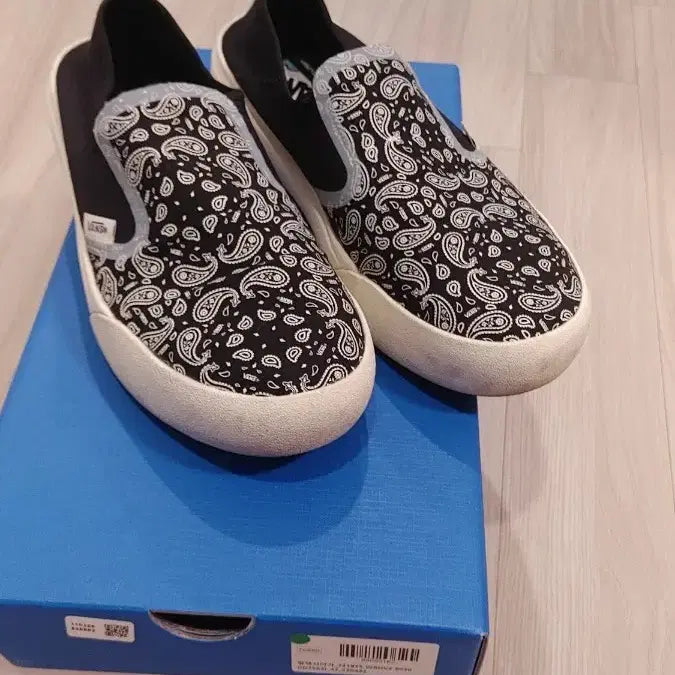 [SOLD OUT] 반스 슬립온 페이즐리 블랙 270