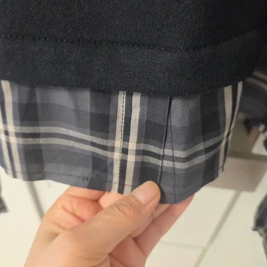 [BUNJANG] ZARA Layered Sweatshirt (Black) - Size S / 자라 블랙 레이어드 맨투맨 S사이즈
