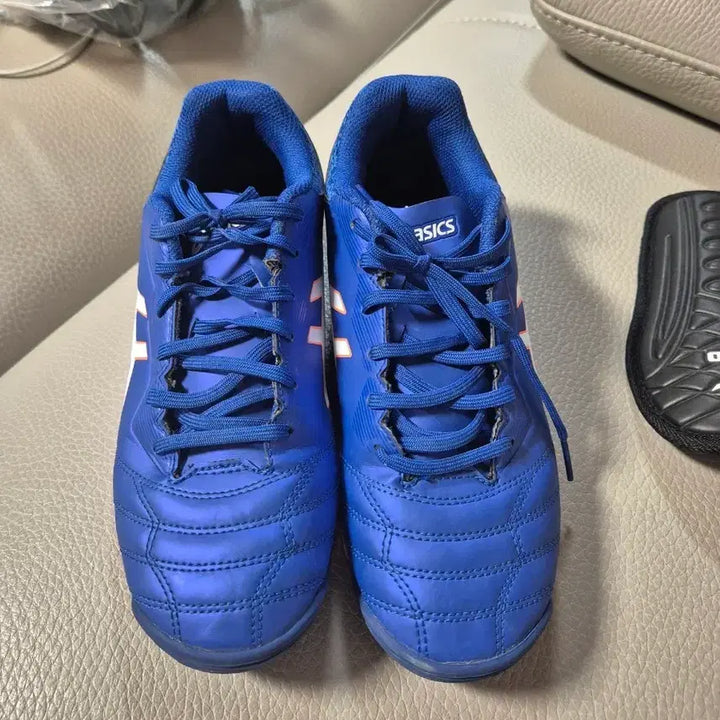 [BUNJANG] Asics Blue Soccer Cleats / 아식스 블루  축구화
