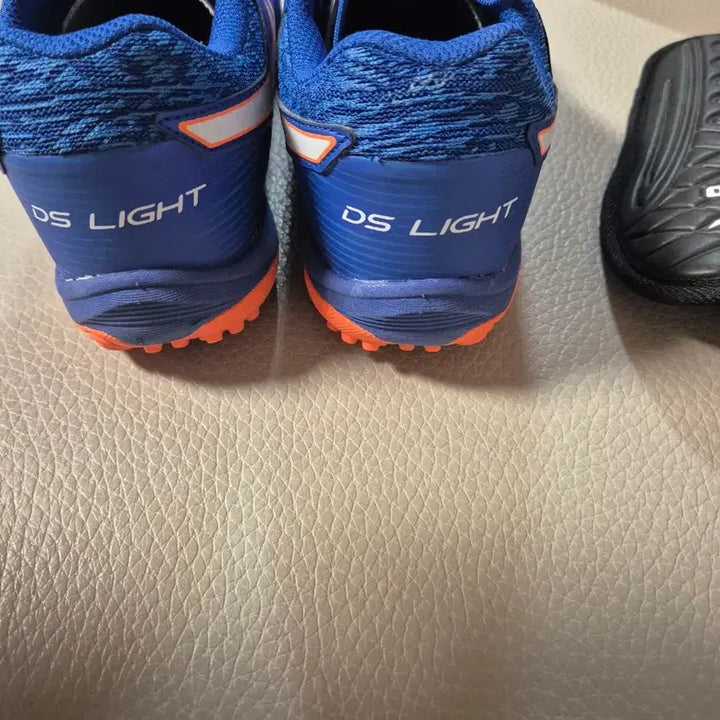[BUNJANG] Asics Blue Soccer Cleats / 아식스 블루  축구화