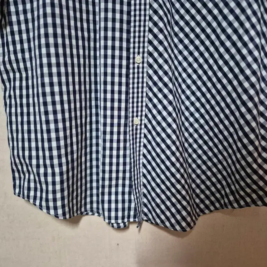 [BUNJANG] Captain Santa Checkered Shirt (XL) / Captain Santa 캽틴산타 체크 셔츠 (xl)