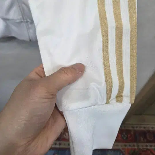 [BUNJANG] Adidas Superstar Track Top Jersey White Gold XL / 아디다스 빅트레포일 슈퍼스타 트랙탑 져지 화이트골드 xl