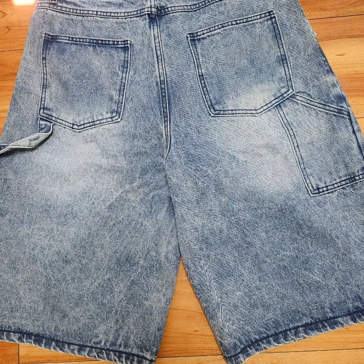 [BUNJANG] Dimitri Black Denim Bermuda Shorts Light Blue / 디미트리블랙 데님 버뮤다 팬츠 라이트블루 4사이즈 34~36