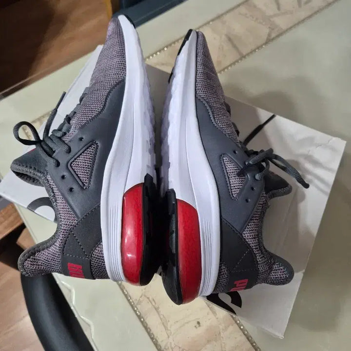 [BUNJANG] Puma Running Shoes Gray/Red / 푸마 운동화 런닝화 그레이/레드 새상품입니다