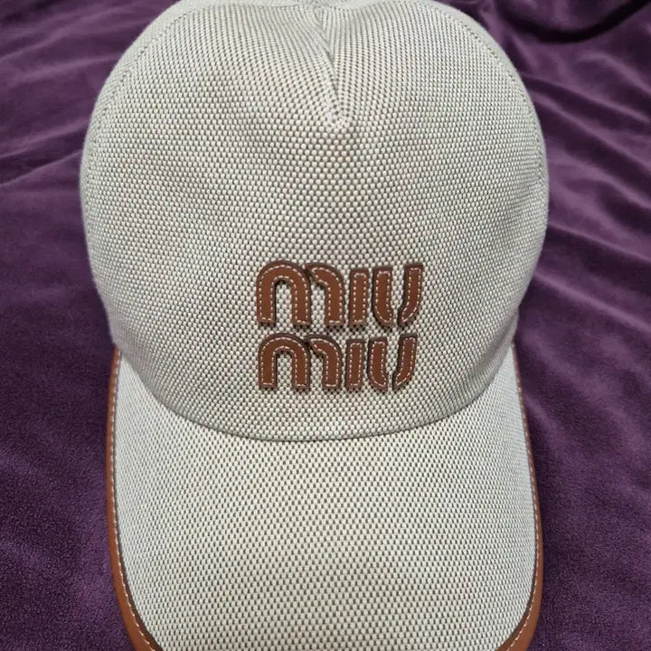 [BUNJANG] Miu Miu Hat / 미우미우 모자