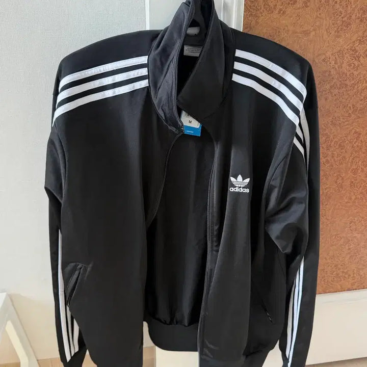 [SOLD OUT] 아디다스 파이어버드 트랙탑 블랙 급처