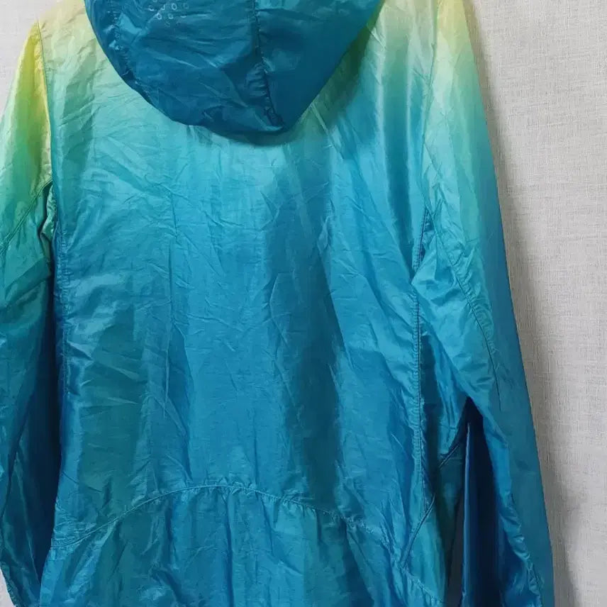 [SOLD OUT] 뉴발란스 정품 런닝 여름 한겹 바람막이 자켓 달리기 점퍼 95