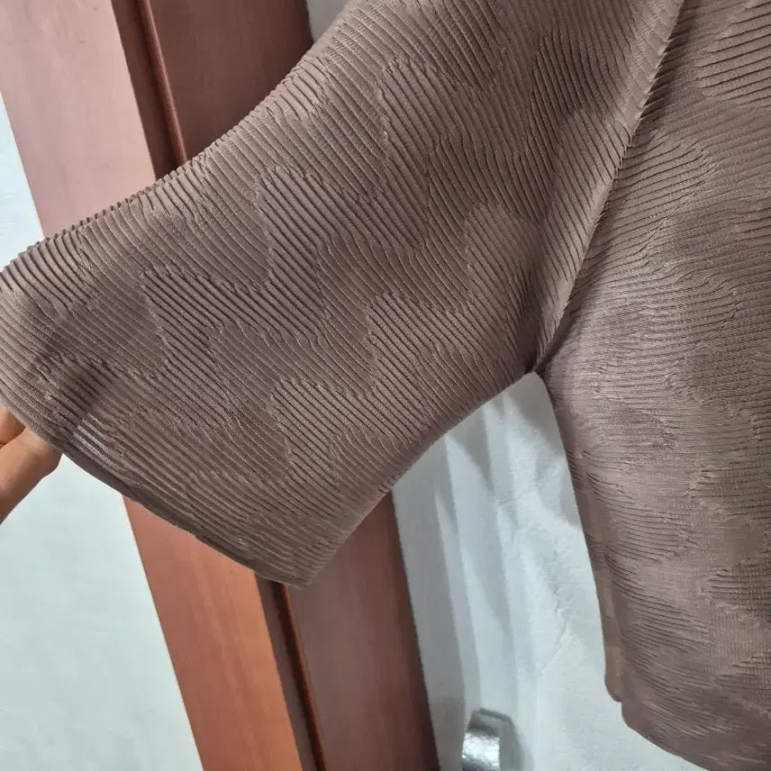 [BUNJANG] Pleats Round Neck Brown Jacket / 플리츠 라운드넥 브라운 자켓