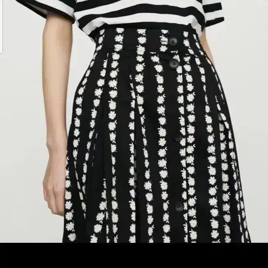 [BUNJANG] MAJE Daisy Flower Button Long Skirt / 마쥬 MAJE 데이지 플라워 버튼 롱 스커트 네이비 1사이즈