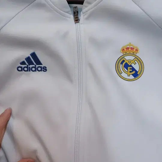 [BUNJANG] Adidas Real Madrid White Track Top Jersey (Size 110) / 아디다스 레알마드리드 화이트 트랙탑 져지 110