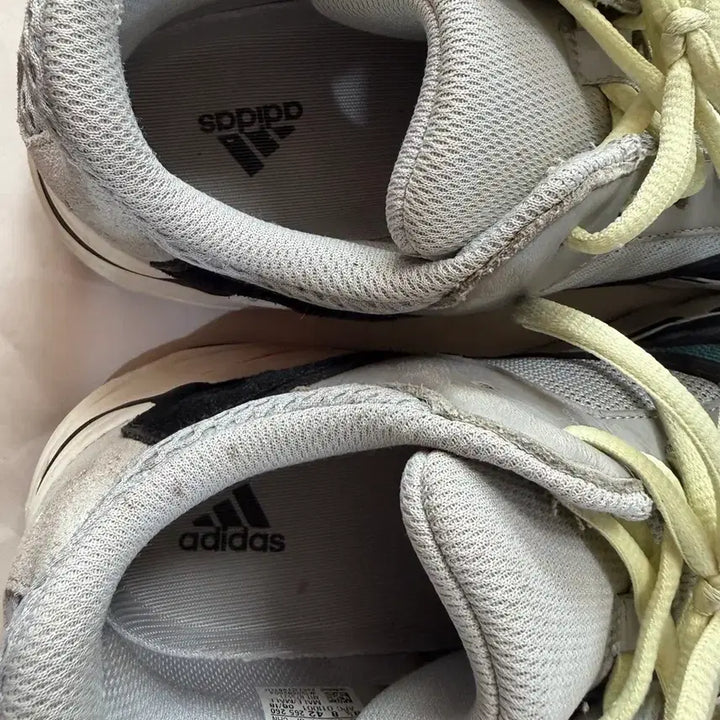 [SOLD OUT] 아디다스 이지부스트 700 OG 웨이브러너 2019 265