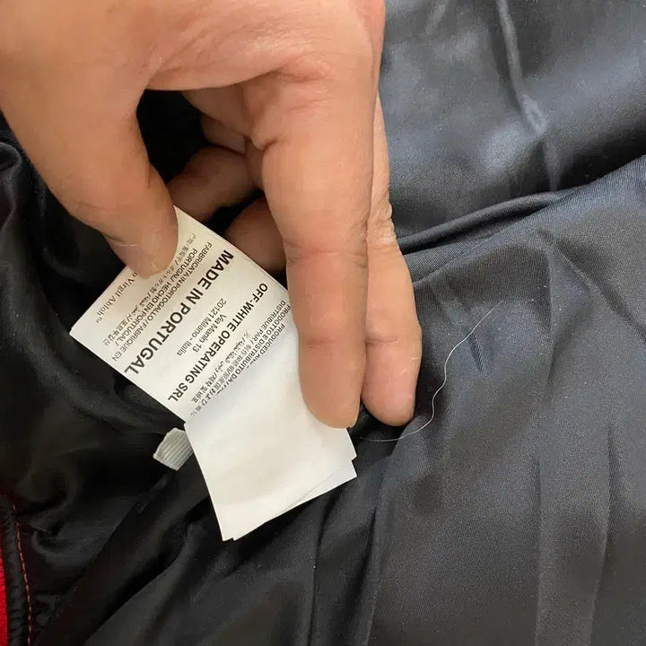 [SOLD OUT] Off-White Virgil Abloh 바시티 자켓 레드