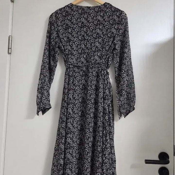 [BUNJANG] Floral Black Chiffon Long Dress / 플라워  블랙 쉬폰원피스
