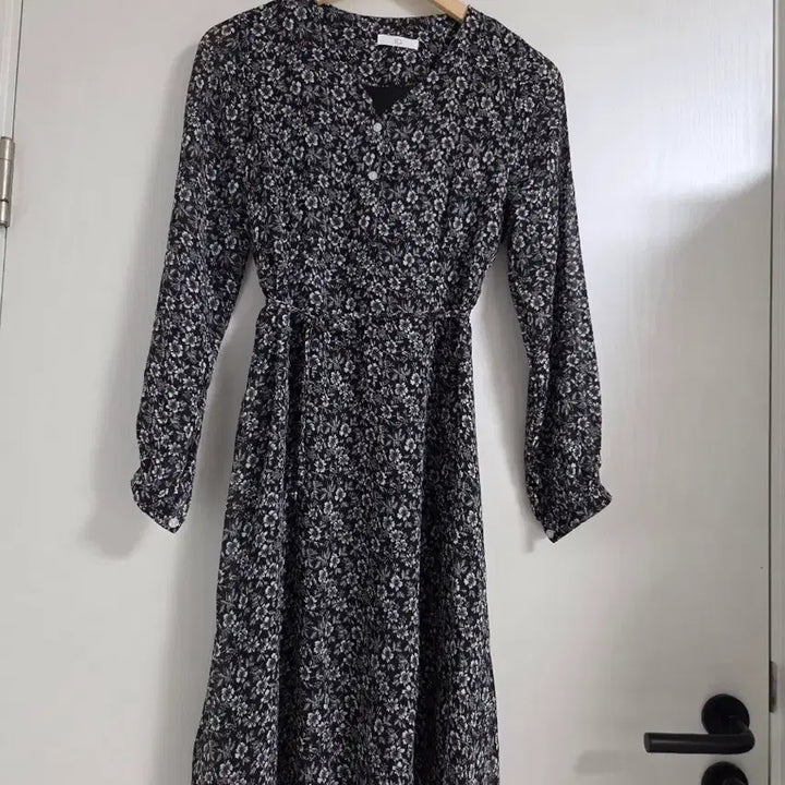 [BUNJANG] Floral Black Chiffon Long Dress / 플라워  블랙 쉬폰원피스