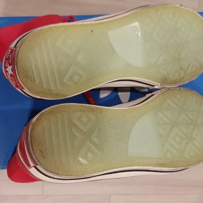 [BUNJANG] Converse x Coca-Cola High Top Sneakers / 컨버스 x 코카콜라 하이 270
