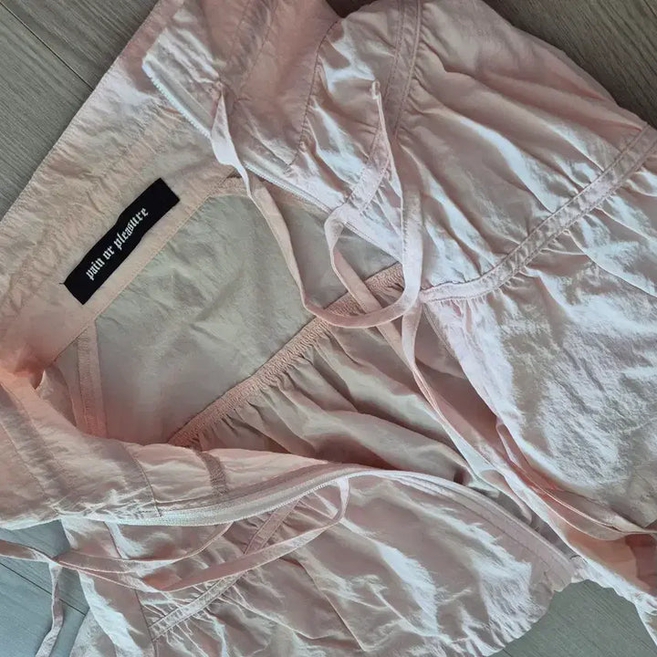 [BUNJANG] Pain or Pleasure Lucy Windbreaker Pink / 페인오어플레져 루시 윈드브레이커 바람막이 핑크