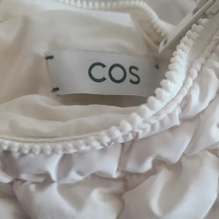 [BUNJANG] COS Micro Mini Quilted Cloud Bag / COS 마이크로미니퀼팅 누빔 구름백