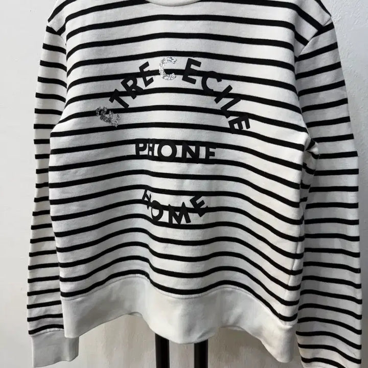 [BUNJANG] Etre Cecile Striped Pattern Sweatshirt / 정품) 에뜨르 세실 스트라이프 패턴 맨투맨 S