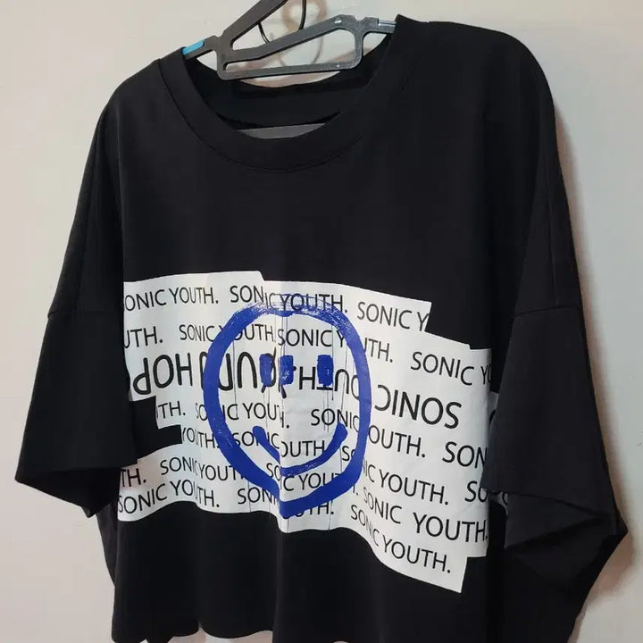 [BUNJANG] Smile Printed Oversized T-shirt / 스마일 프린팅 티셔츠