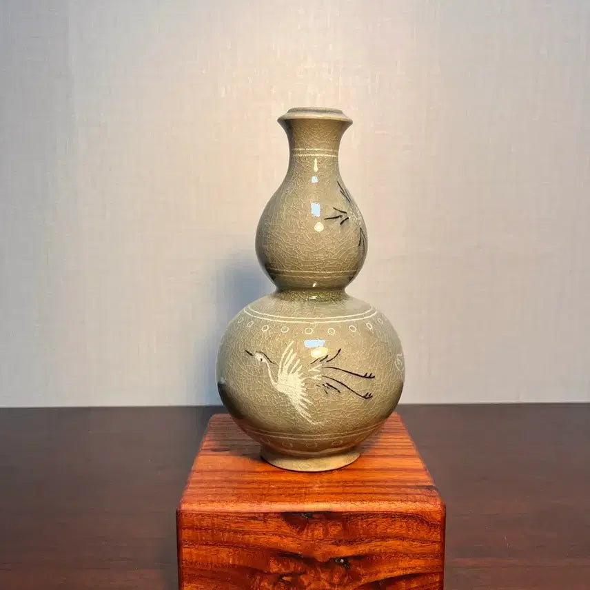 [SOLD OUT] 고려청자 운학문 호리병
