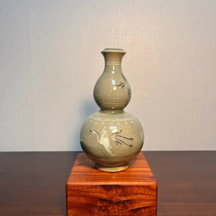[SOLD OUT] 고려청자 운학문 호리병