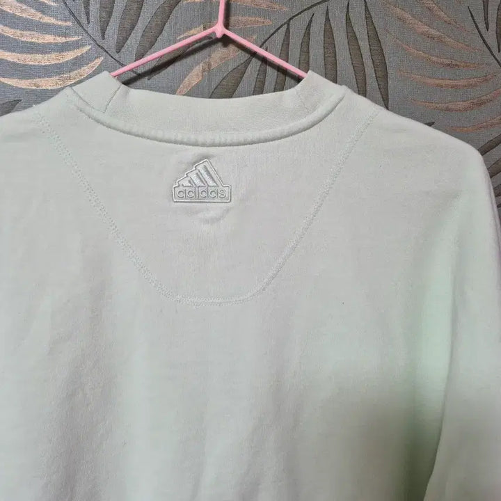 [BUNJANG] Adidas Mint Green Sweatshirt / 아디다스 스웨트셔츠 민트색
