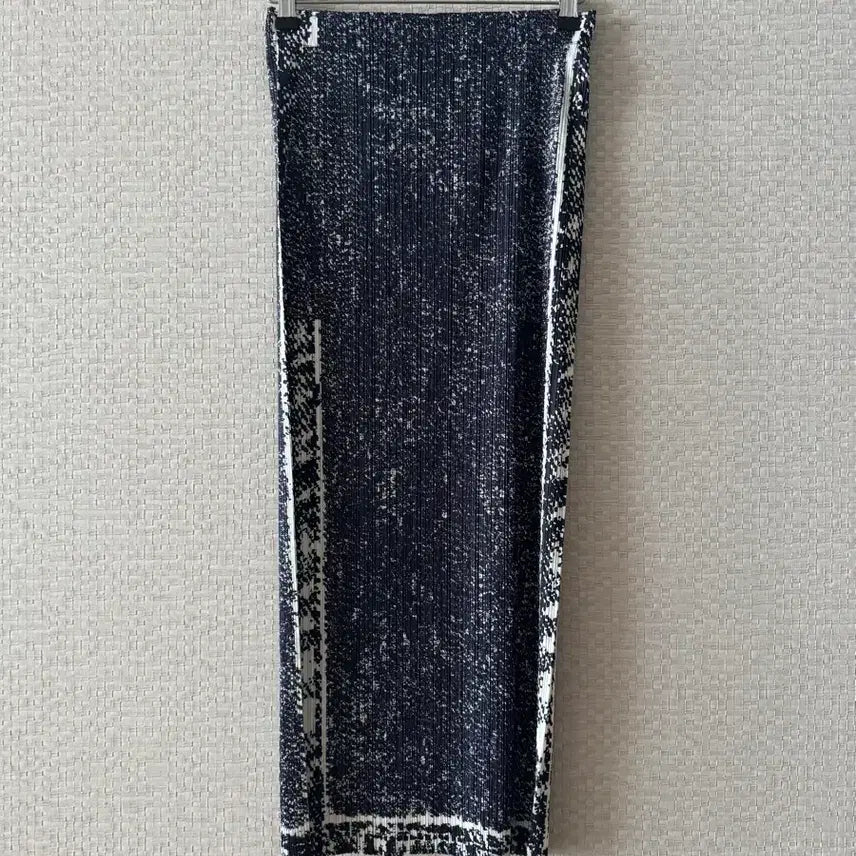[BUNJANG] Pleats Please Trail Denim Skirt Indigo / 플리츠플리즈 트레일 데님 스커트 인디고