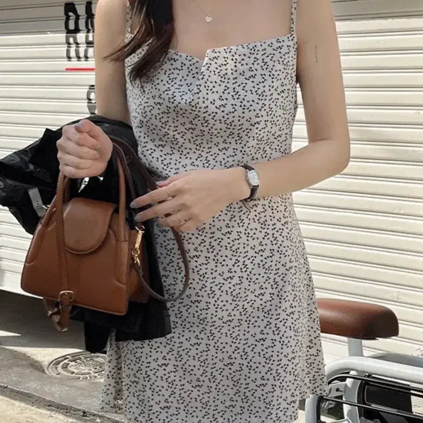 [SOLD OUT] 새상품)단종 가내스라 셔링 나비 뷔스티에 원피스 /플라워/스커트/레이어드