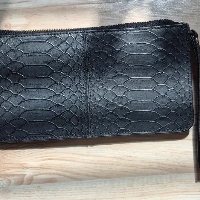 [BUNJANG] Tandy Black Snake Skin Pattern Long Wallet / 블랙 뱀피 패턴 탠디장지갑