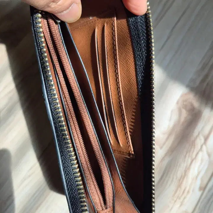 [BUNJANG] Tandy Black Snake Skin Pattern Long Wallet / 블랙 뱀피 패턴 탠디장지갑