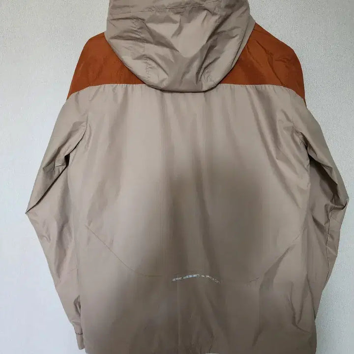 [BUNJANG] SPeLLeR Beige/Orange Windbreaker Jacket / 새상품)스펠러 등산 자켓 베이지/오렌지