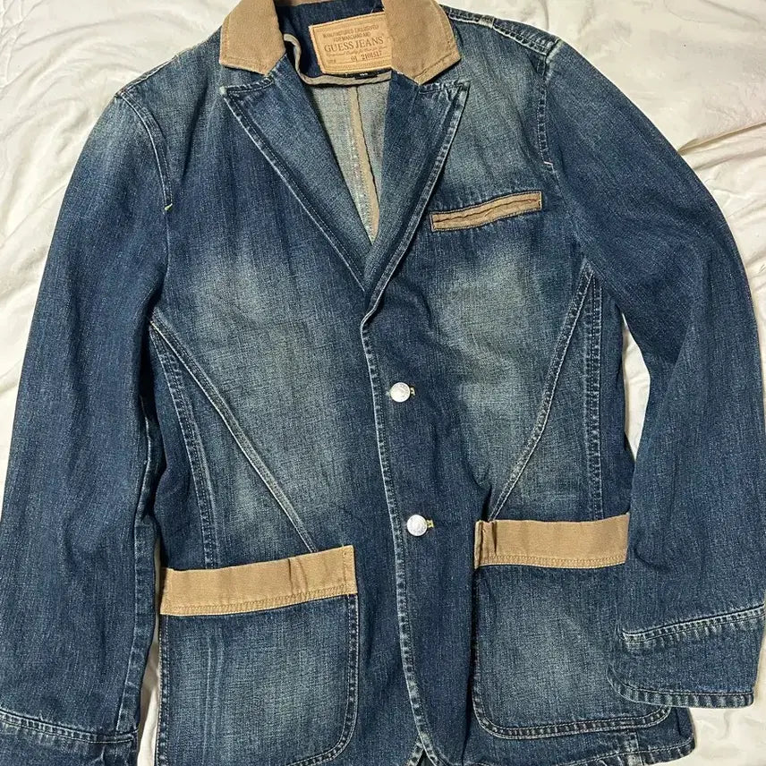 [BUNJANG] Guess Washed Denim Work Jacket / 게스 진 배색 워싱 워크 청자켓